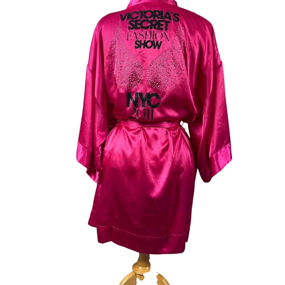 Rare Victoria's Secret Robe OS Hot Pink Kimono Wrap Fashion Show NYC 2011